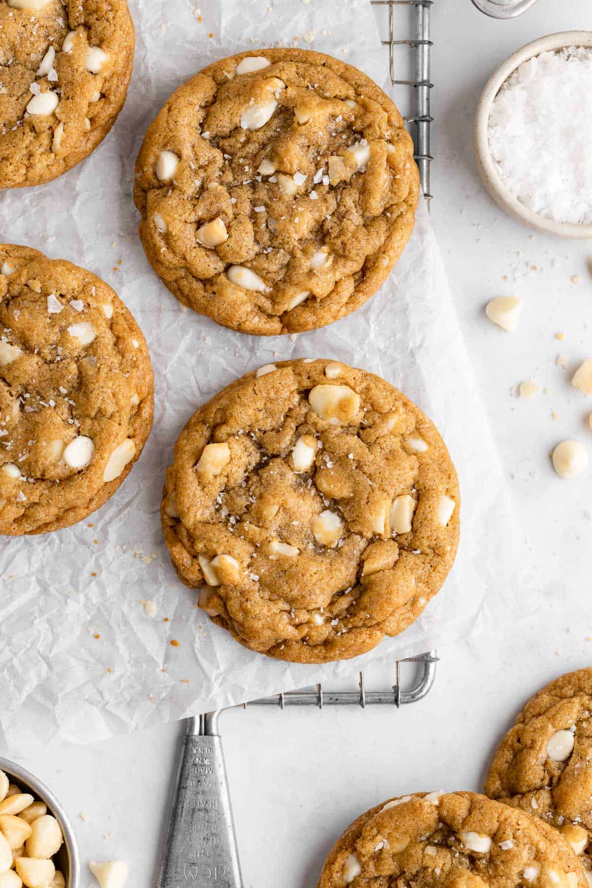 White Chocolate & Macadamia Nut Cookie